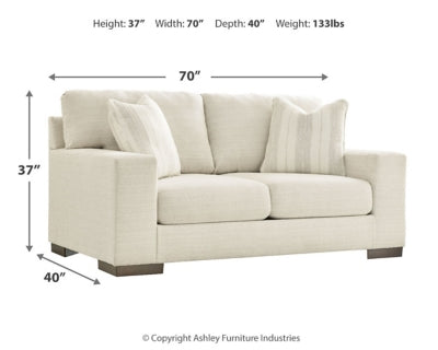 Maggie Loveseat