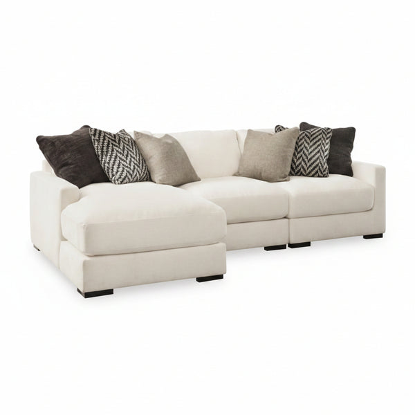 Elissa Court 3-Piece Sectional Sofa with Chaise