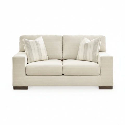 Maggie Loveseat