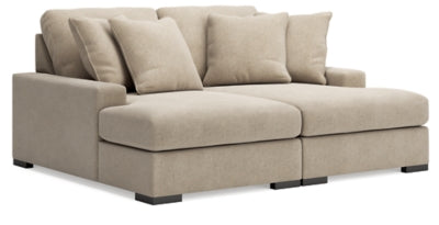 Calden Super Chaise