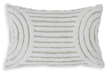 Farissen Pillow 