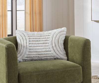 Farissen Pillow 