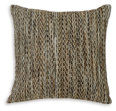 Jayner Pillow