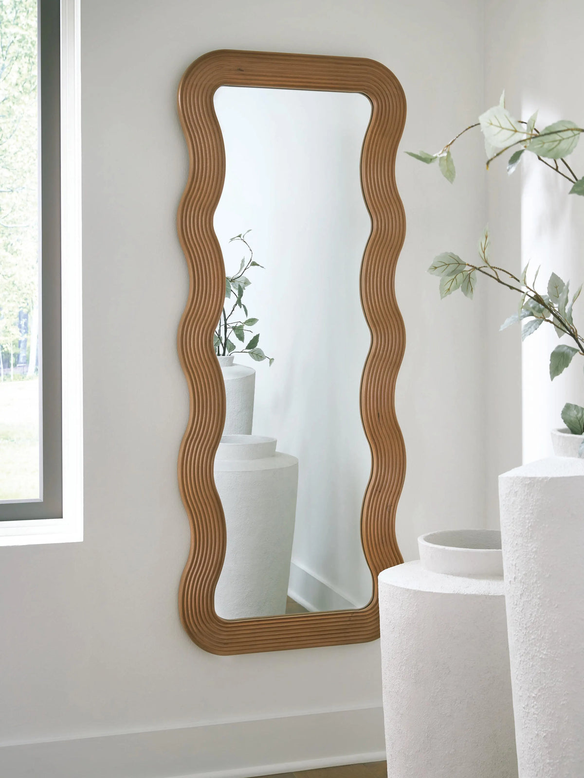 Ellisonville Floor Mirror (A)