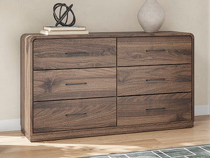 Hollinaze Dresser