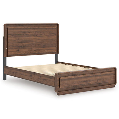 Hollinaze Queen Panel Bed