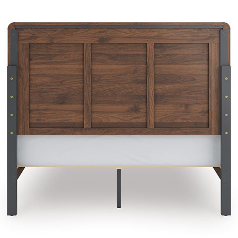 Hollinaze Queen Panel Bed